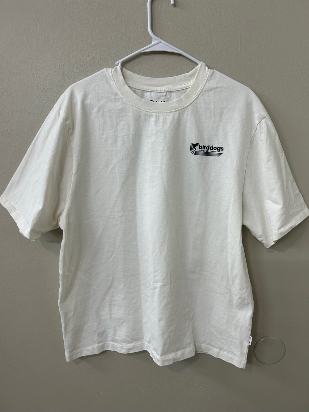 Birddogs Off White Tee with Green Logo Ski Back Print Sz L